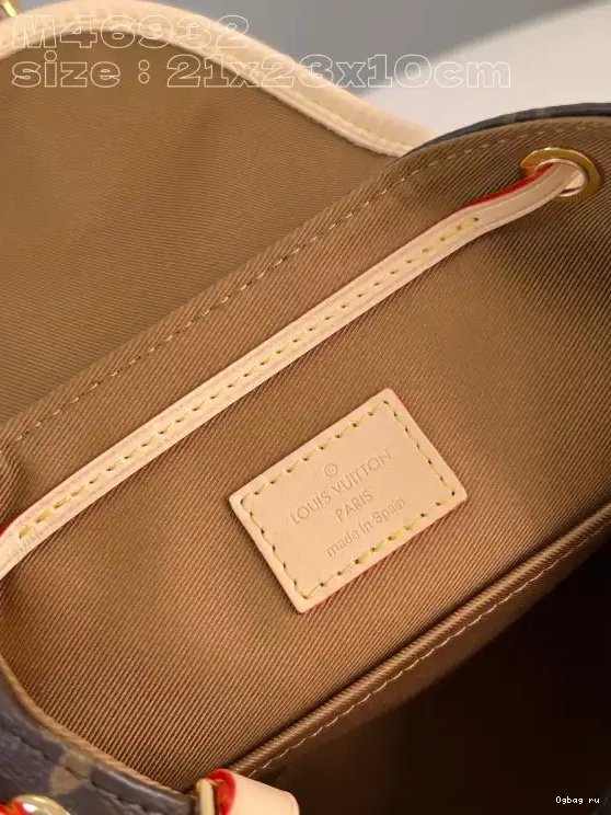 PM VUITTON LOUIS Excursion 0608